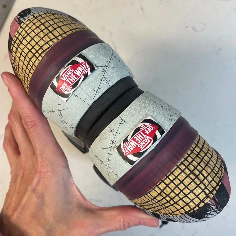 VANS X THE NIGHTMARE BEFORE CHRISTMAS ERA STACKED DISNEY Size 9.5 Worn 2-3 Times - Picture 6 of 17